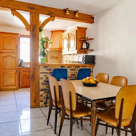 Apartment La Rosee Bourbonne-les-Bains